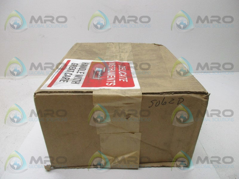 DME COMPANY DSS-30-12 30AMP TEMP CONTROLLER 240VAC  NSFS