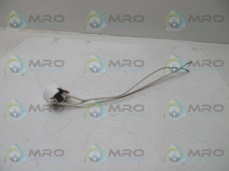 KULKA 573 FLUORESCENT LAMPHOLDER *  NEW NO BOX *