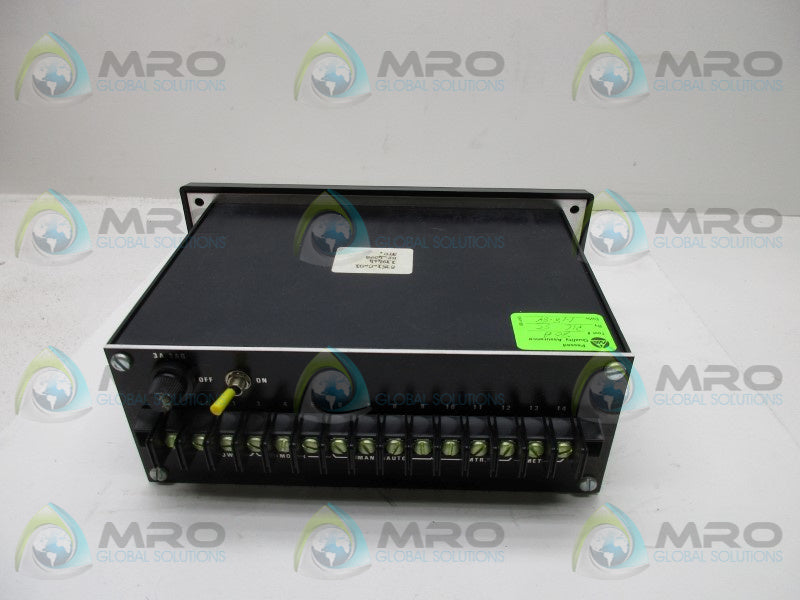 EPIC 8351-C-01 ELECTRONIC PRESSURE INDICATING CONTROLLER  NSMP