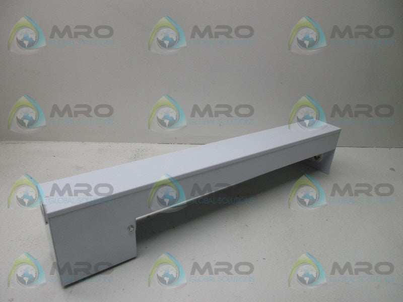 DAYKIN LIGHT-18 FLUORESCENT LIGHT FIXTURE  NSMP