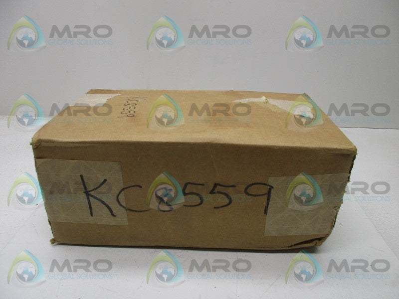CROUSE HINDS FSQC233S1 INTERLOCKED RECEPTACLE & SWITCH  NSFS