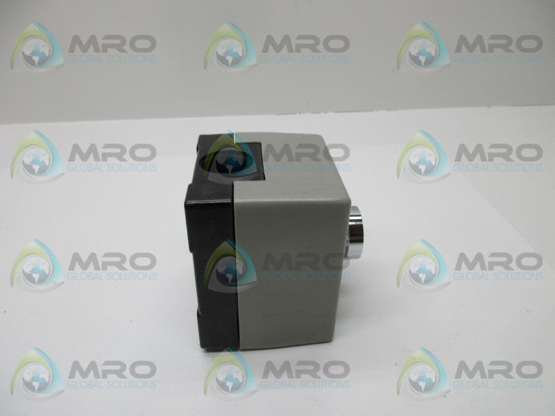 INDUSTRIAL MRO LR63663 ENCLOSURE WEATHER PROOF * NEW NO BOX *