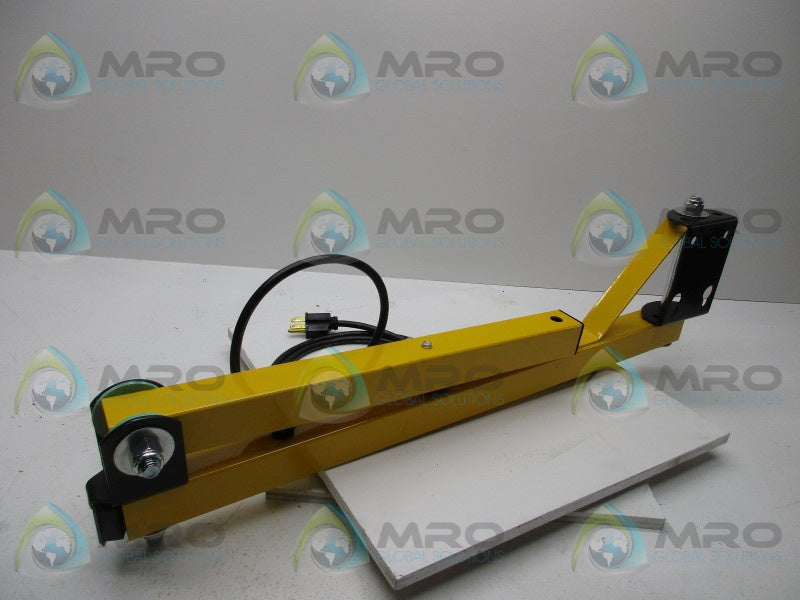 FOSTORIA DKL-40VA-ARM LOADING DOCK WORKLIGHT * NEW IN BOX *