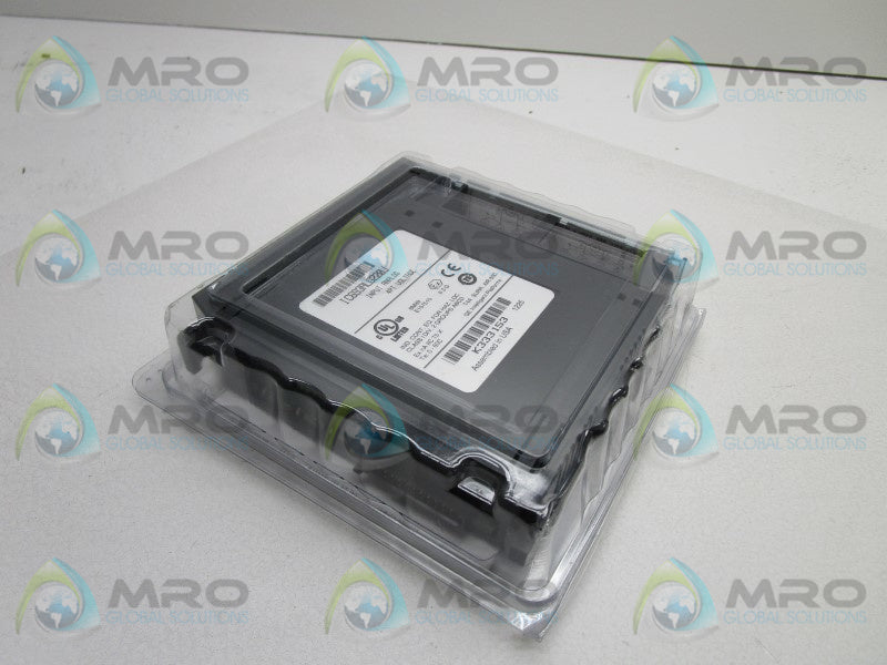 GE FANUC IC693ALG220J INPUT ANALOG 4PT VOLTAGE * NEW IN ORIGINAL PACKAGE *