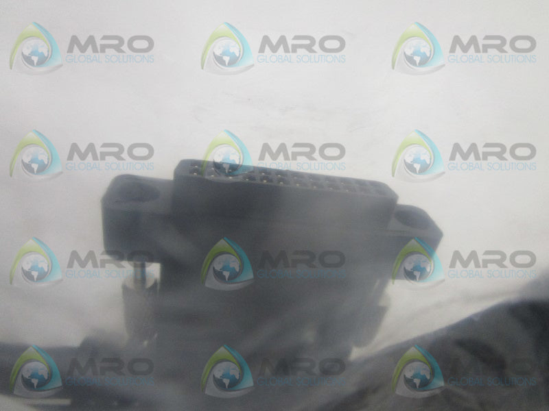GE FANUC IC693CBL331B 2M CABLE  NSMP