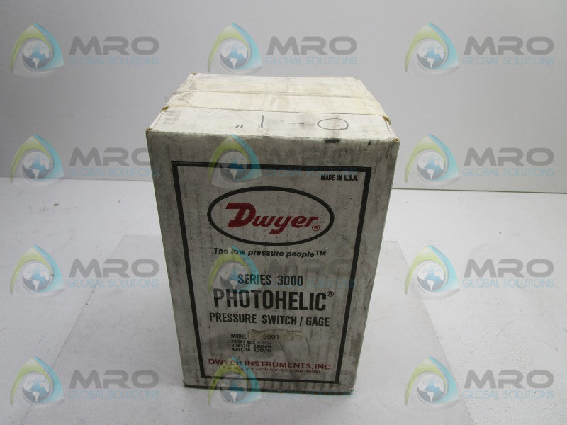 DWYER 3001 PHOTOHELIC PRESSURE SWITCH GAGE  NSFS