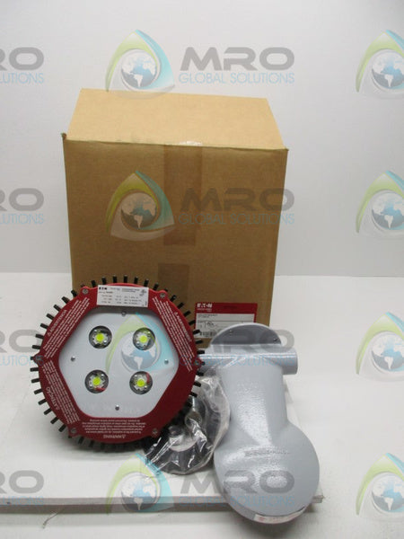 CROUSE HINDS V2LCHT2/UNV1 LUMINAIRE LED FIXTURE  NSMP