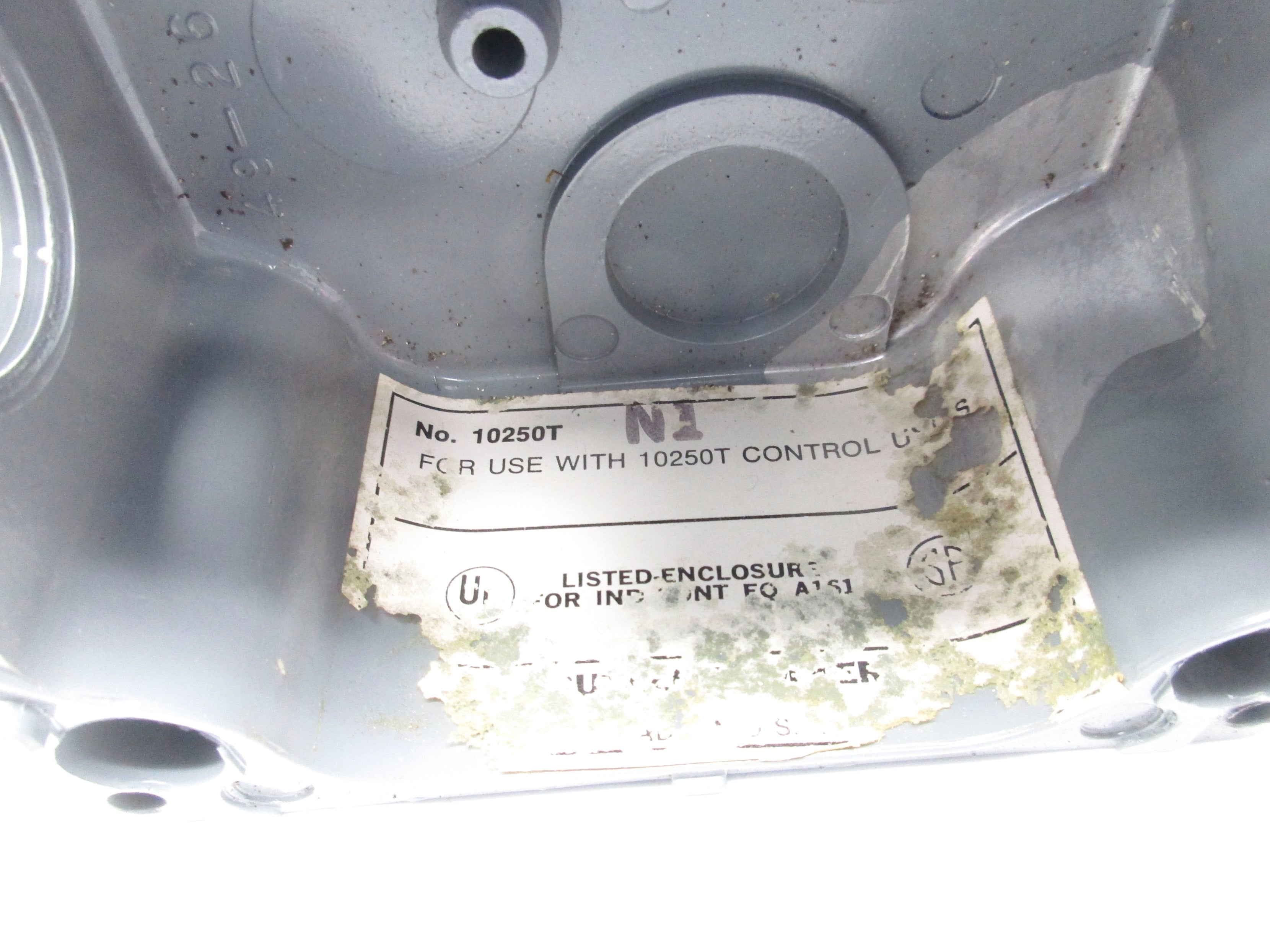 CUTLER HAMMER 10250TN1 (NO KEY) NSNP