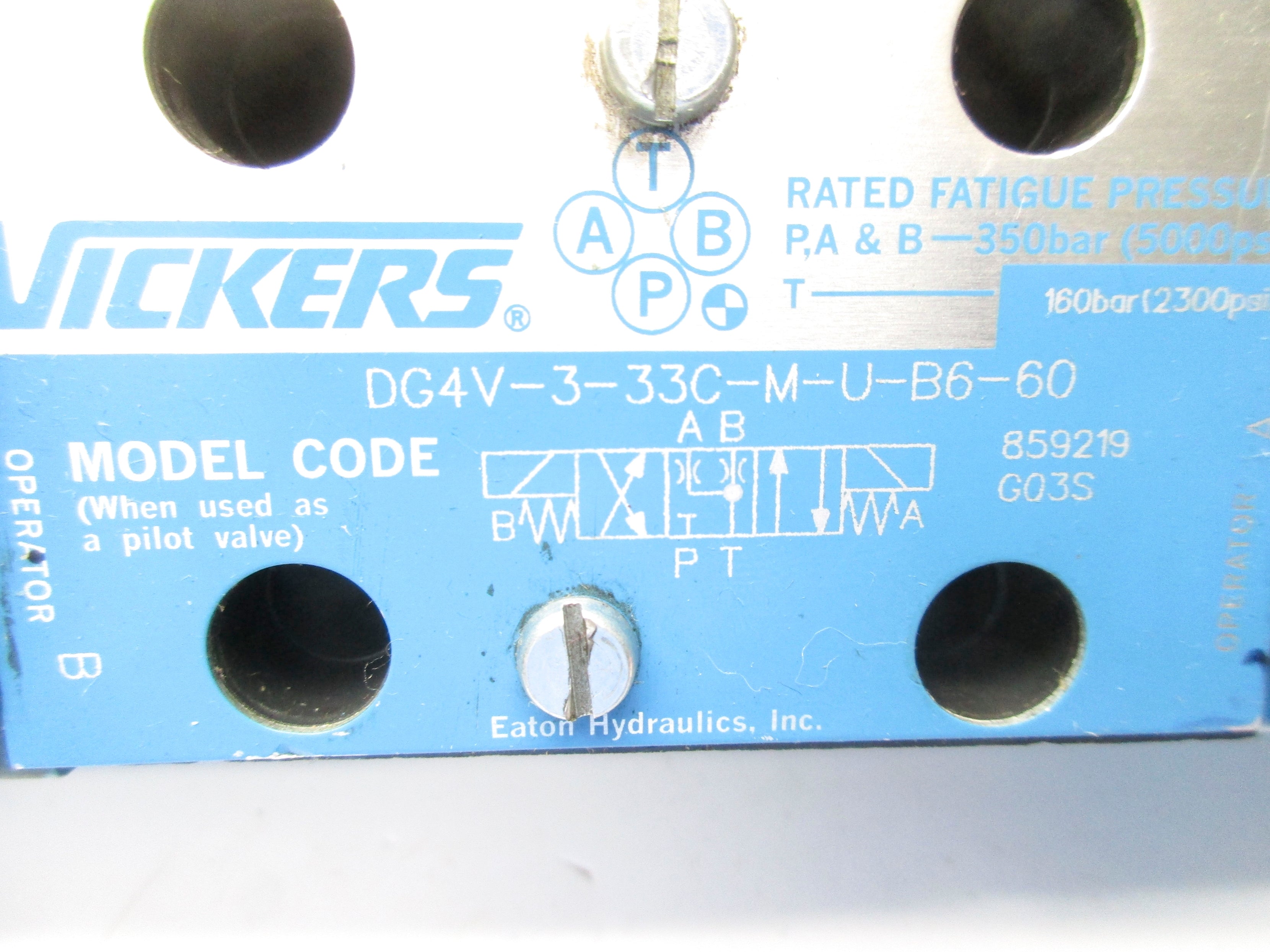 VICKERS DG4V333CMUB660 5000PSI 110/120V UNMP