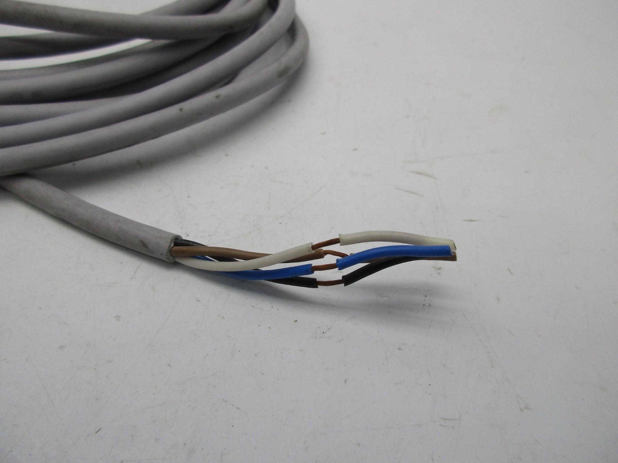 OMRON XS2F-D421-G80-A NSNP