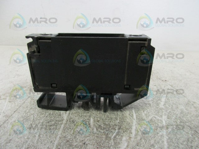 ALLEN BRADLEY 1492-WFB10 FUSE HOLDER TERMINAL BLOCK *USED*