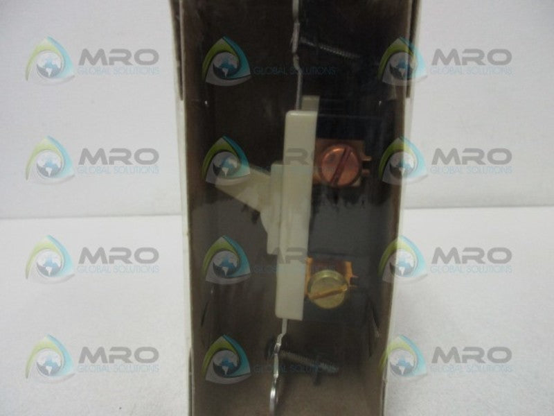 ARROW HART CSGS320I AC TOGGLE SWITCH  NSMP