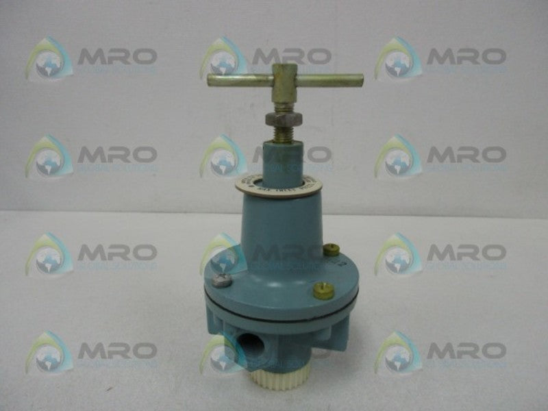 WILKERSON R10-02-000 PRESSURE REGULATOR  NSMP