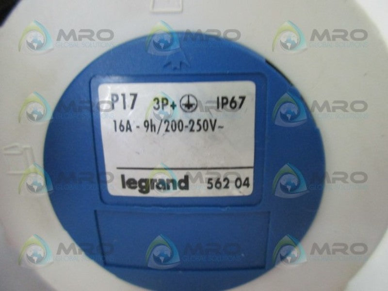 LEGRAND P17-56204 PLUG  UNMP
