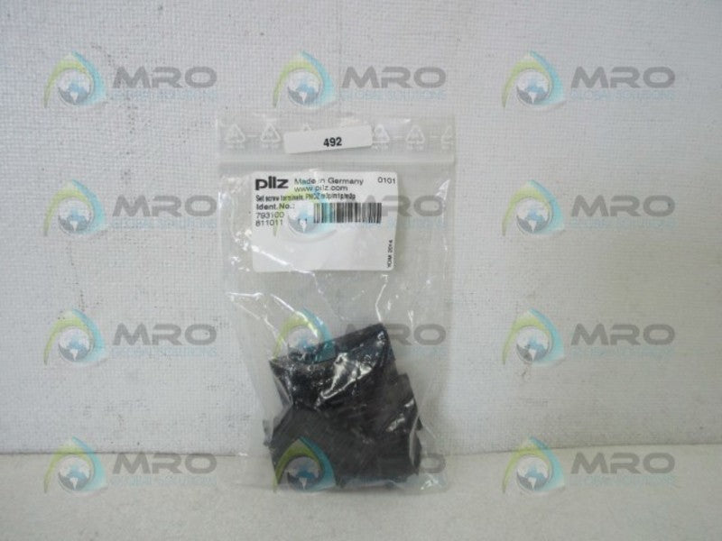 PILZ PNOZM0P/M1P/M2P SET SCREW TERMINALS * NEW IN FACTORY BAG *