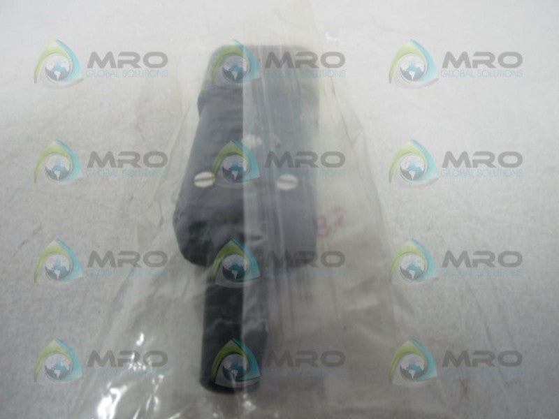 RS COMPONENTS 489-251 STRAIGHT CABLE PLUG  NSMP