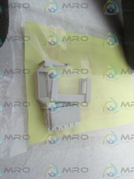 RS COMPONENTS 469-853 CABLE MOUNTING SOCKET  NSMP