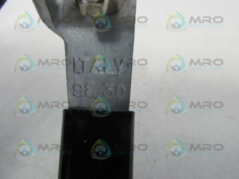 HUB PN65 BALL VALVE  UNMP