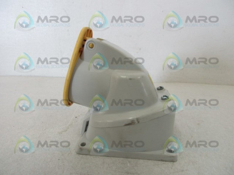 LEGRAND 55350 SOCKET OUTLET  NSNP