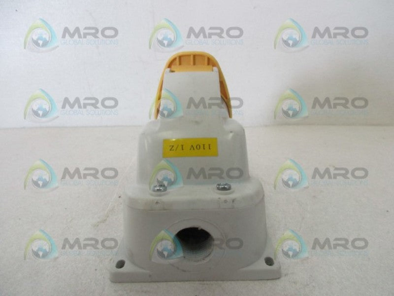 LEGRAND 55350 SOCKET OUTLET  NSNP