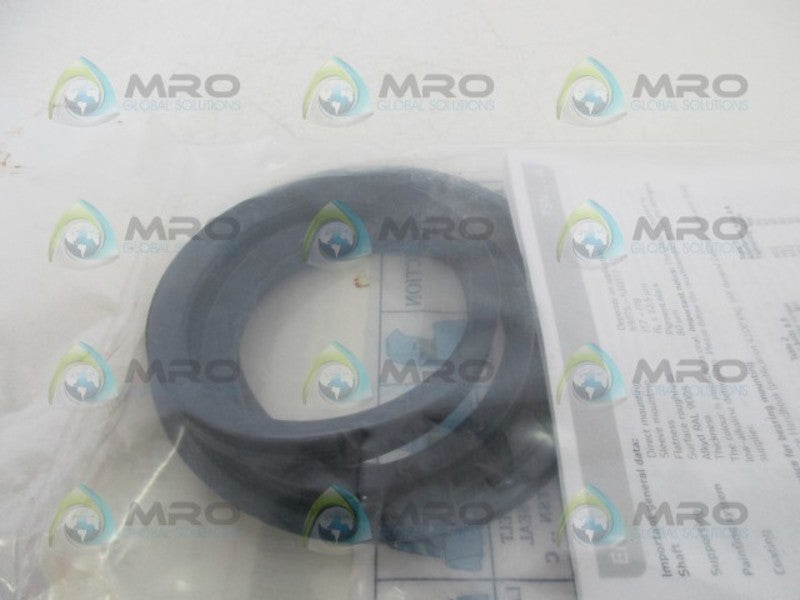 SKF TSN516A SEAL KIT * NEW IN FACTORY BAG *