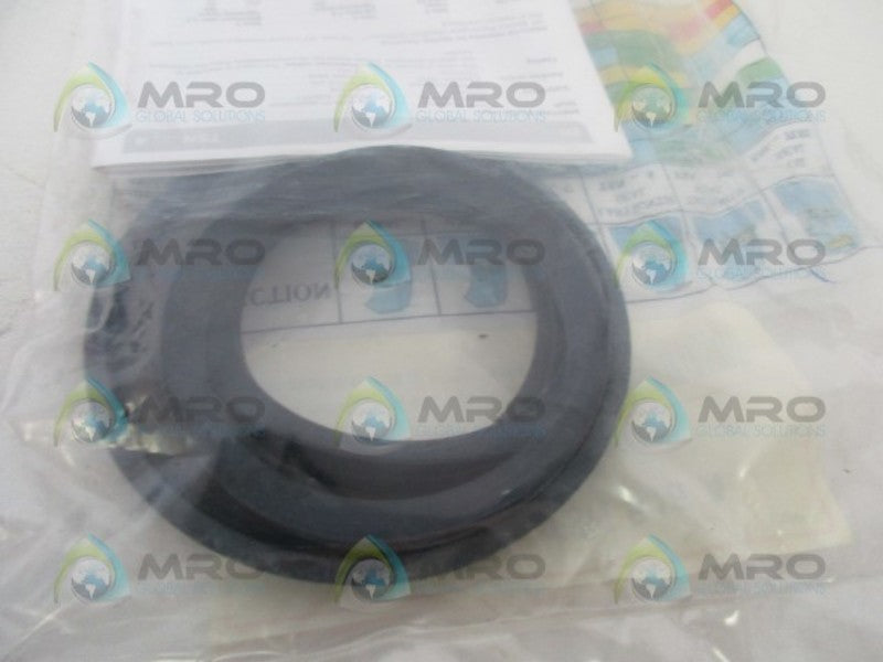 SKF TSN516A SEAL KIT * NEW IN FACTORY BAG *