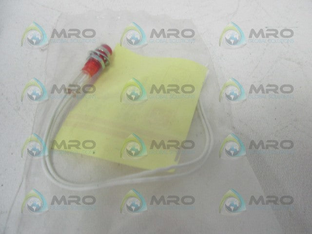 CAMDENBOSS IND515205-640-T/RD 576-478 INDICATOR LIGHT * NEW IN FACTORY BAG *