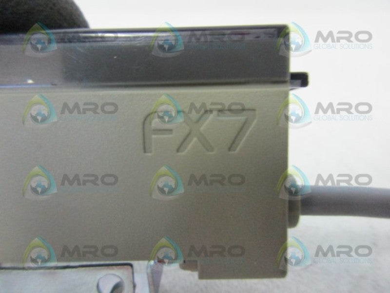 SUNX FX7P-QC PHOTOELECTRIC SENSOR  NSMP