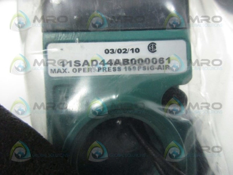NUMATICS 11SAD44AB000061 SOLENOID VALVE * NEW IN FACTORY BAG *
