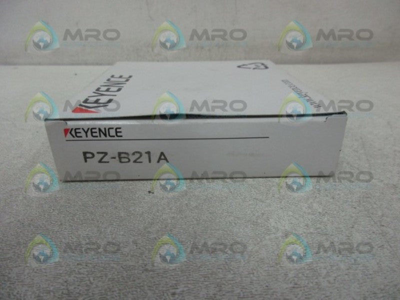 KEYENCE PZ-B21A MOUNTING BRACKET * NEW IN BOX *