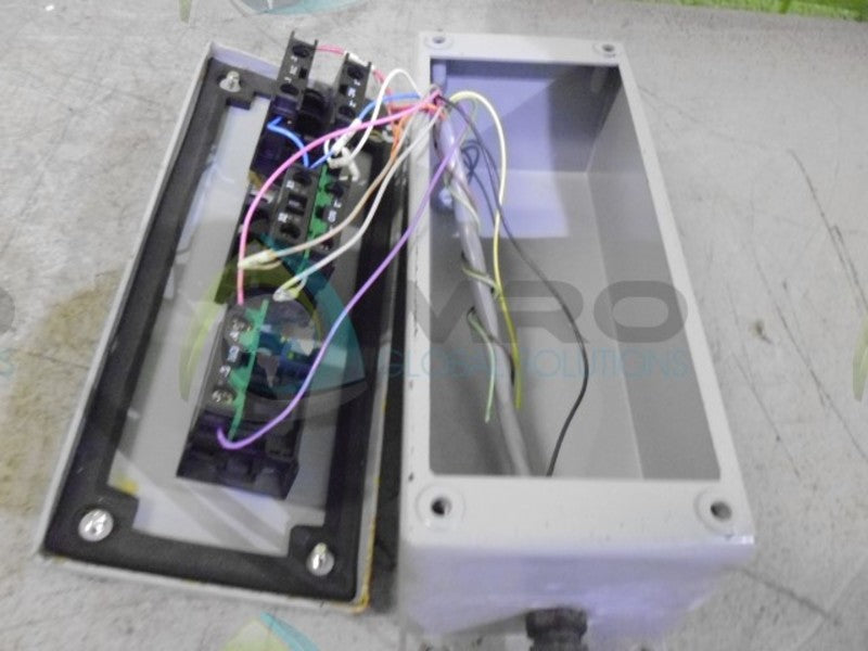 HOFFMAN E-3PBG 3 HOLE ENCLOSURE AS IS * USED  *