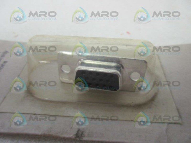 RADIO SHACK 276-1502 CONNECTOR D-SUB FEMALE * NEW IN ORIGINAL PACKAGE *