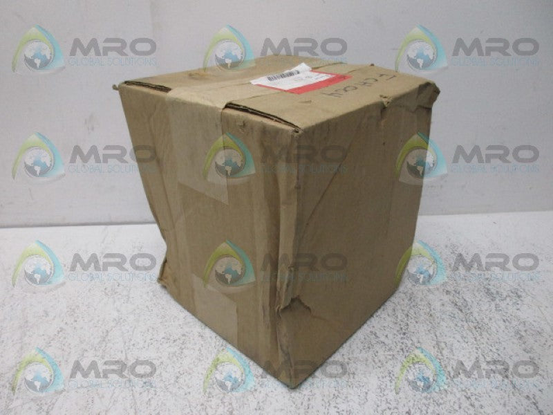 CROUSE HINDS P33 WIRE CLAMP GUARD * FACTORY SEALED *