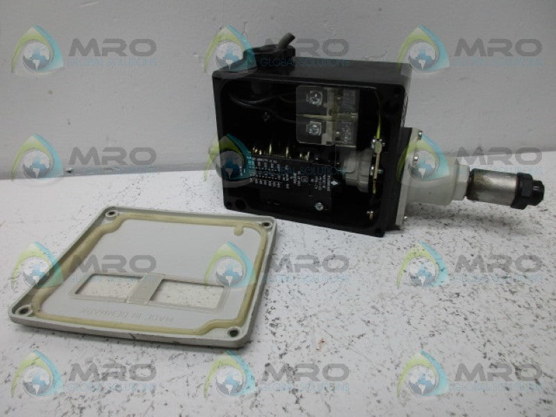 DANFOSS TYPE RT116 PRESSURE CONTROL  UNMP