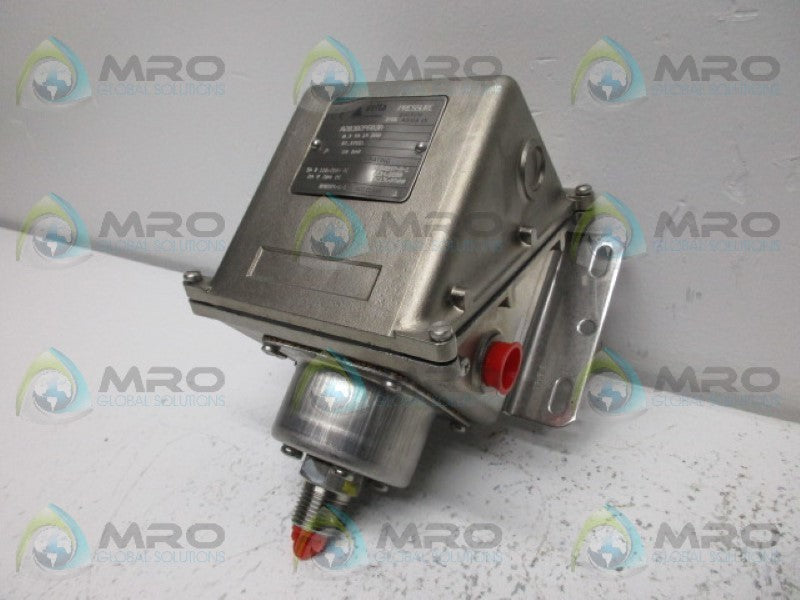 DELTA A20302P603A PRESSURE SWITCH  NSNP