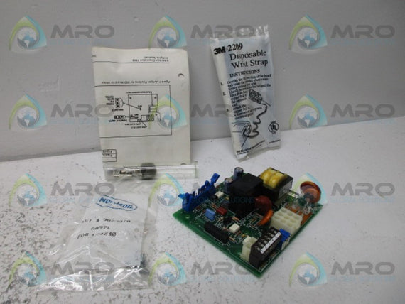 NORDSON 121044B INTERFACE BOARD * NEW IN BOX *