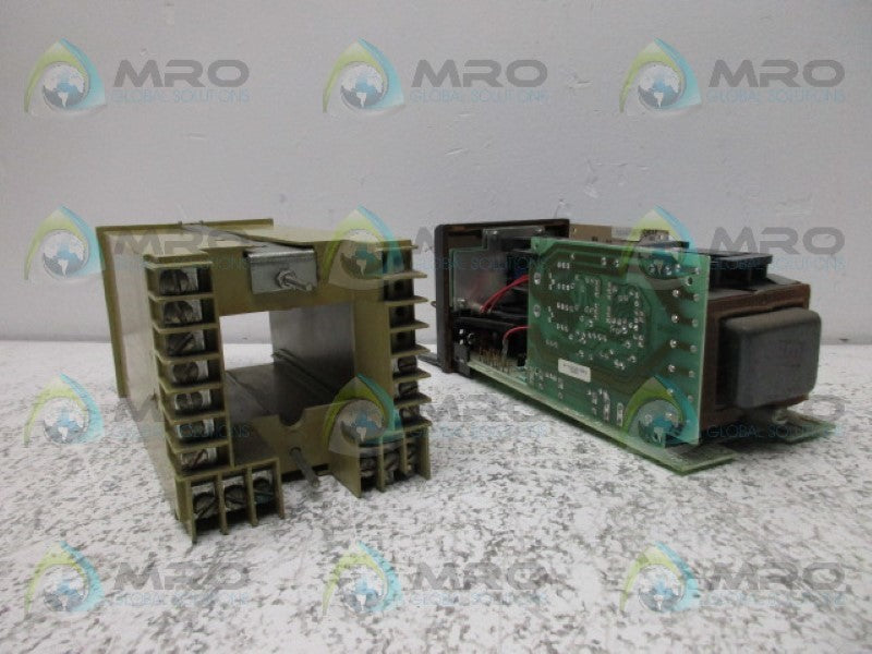 BARBER-COLMAN 595C-00056-100-0-00 TEMPERATURE CONTROLLER   UNMP