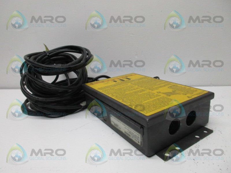 STI LCC-FB-DC1-U LIGHT CURTAIN CONTROLLER  UNMP