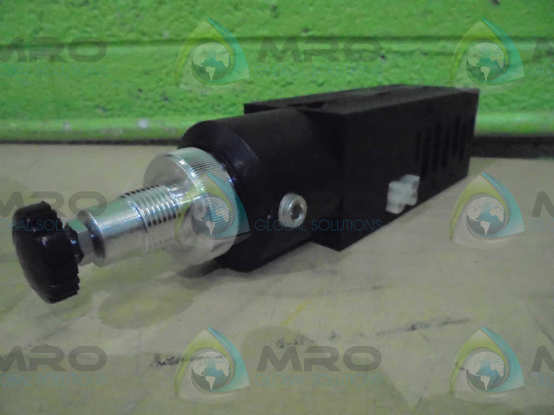 REXROTH R432025890 SNGL REGULATOR  * NEW AS IS *