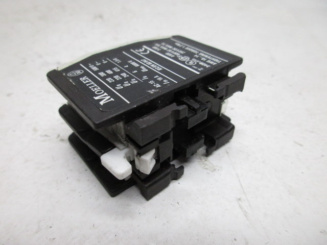 KLOCKNER MOELLER 11DILM AUXLIARY CONTACT BLOCK * USED *