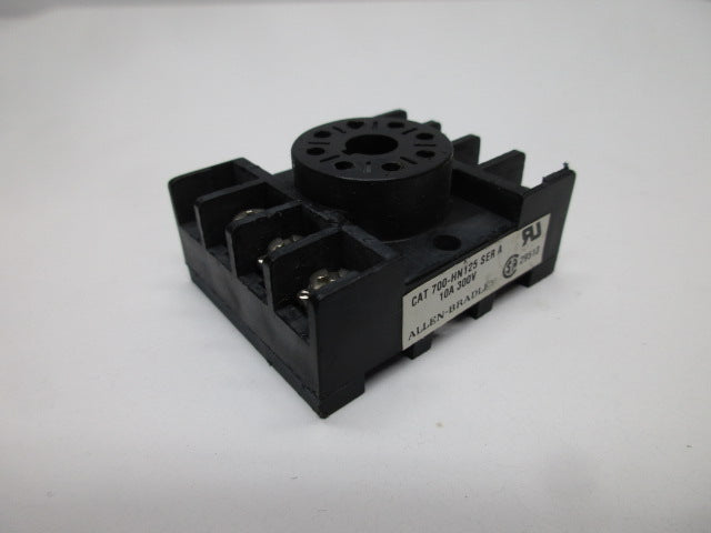 ALLEN BRADLEY 700-HN125 SER. A RELAY SOCKET *USED*