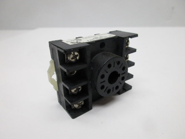 ALLEN BRADLEY 700-HN125 SER. A RELAY SOCKET *USED*