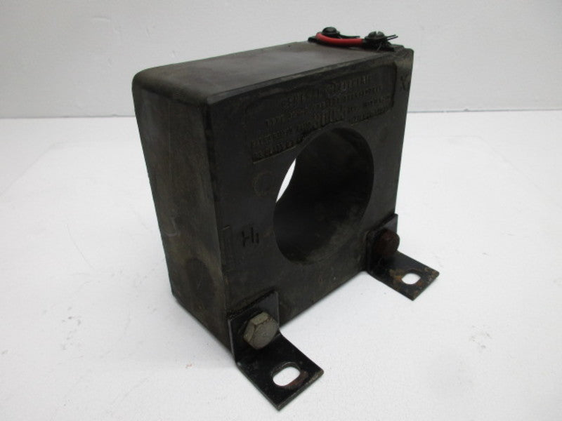 GENERAL ELECTRIC JCH-0 631X30 RATIO 300:5A CURRENT TRANSFORMER  UNMP