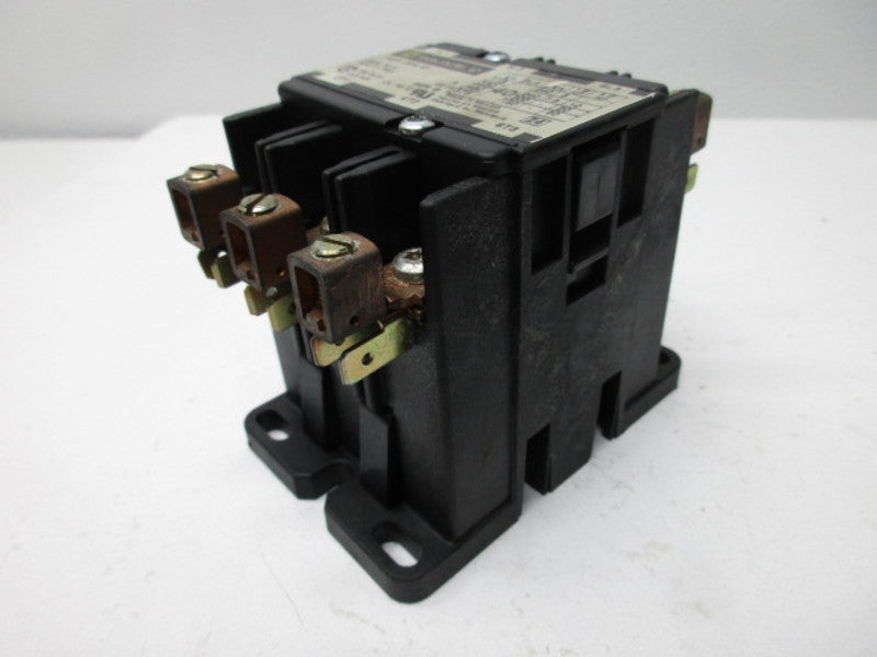 SQUARE D 8910-DPA43 CONTACTOR 600V  UNMP