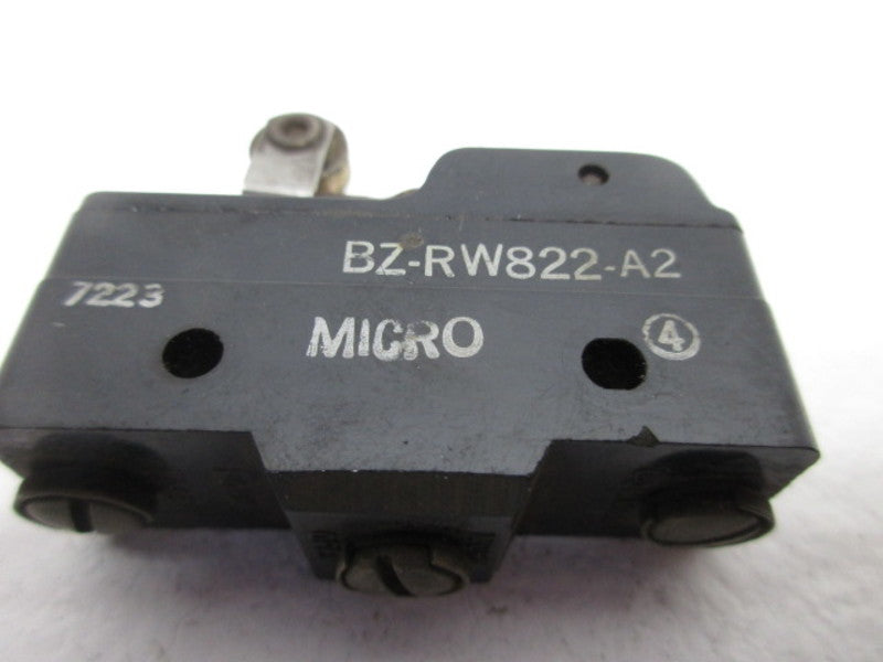 MICRO SWITCH BZ-RW822-A2 ROLLER LEVER  UNMP