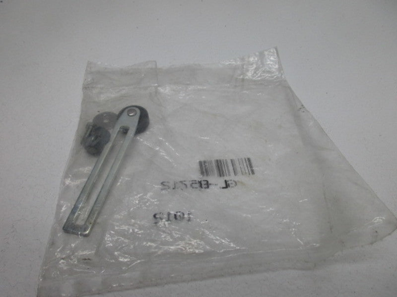 INDUSTRIAL MRO GL-85712 ADJUSTABLE LEVER ARM * NEW IN FACTORY BAG *