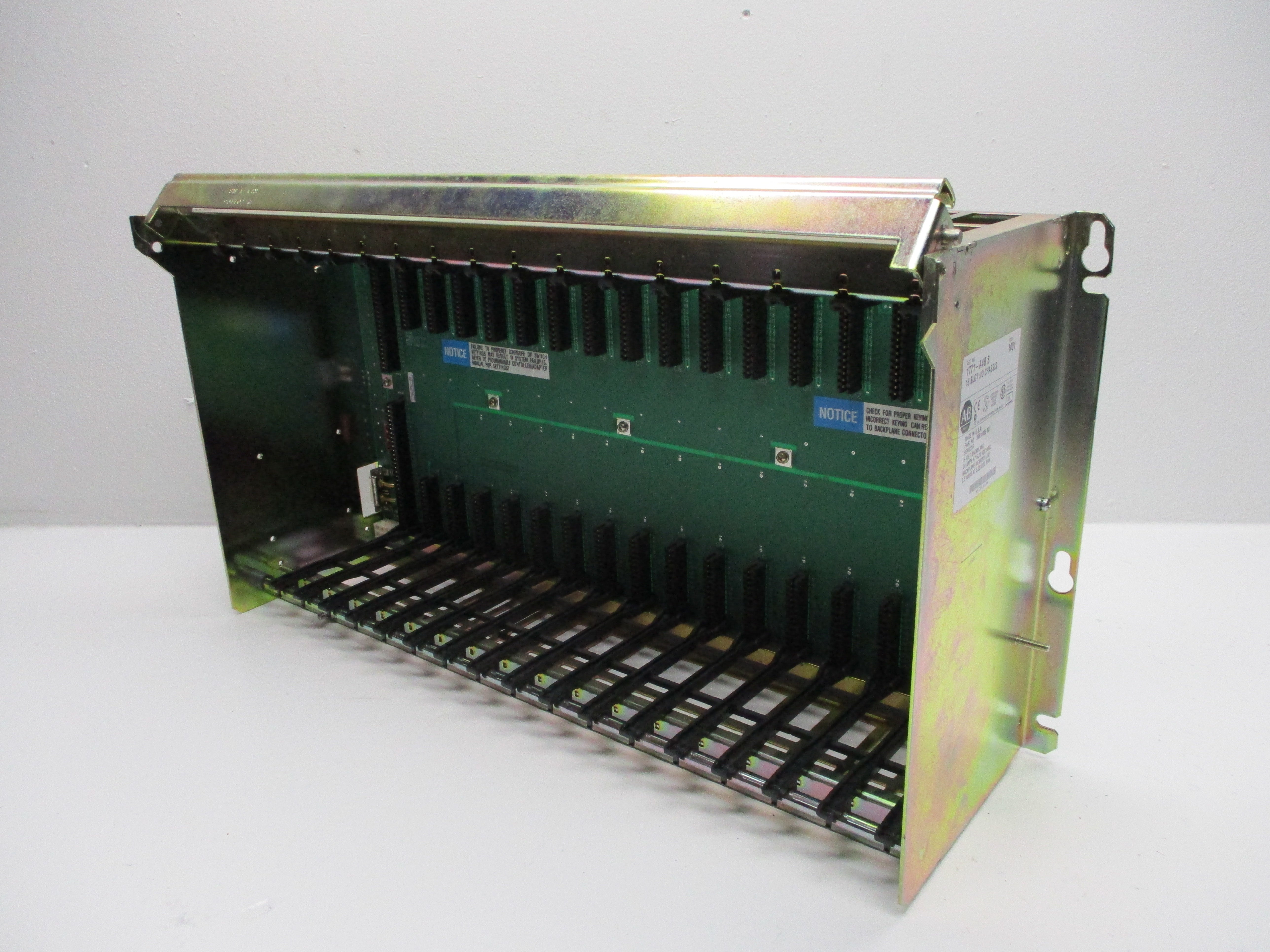 ALLEN BRADLEY 1771-A4B SER B 16 SLOT I/O CHASSIS *USED*