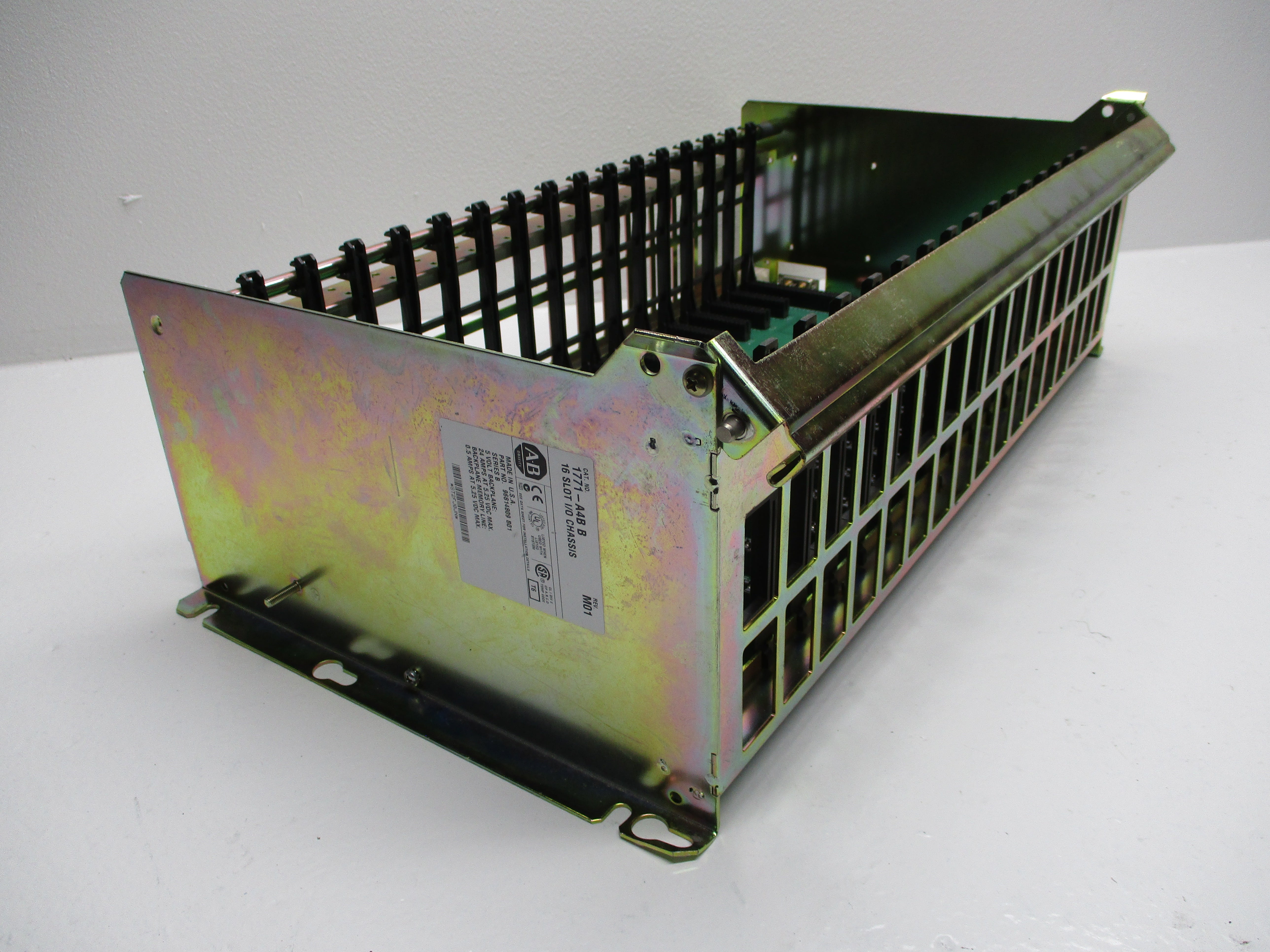 ALLEN BRADLEY 1771-A4B SER B 16 SLOT I/O CHASSIS *USED*