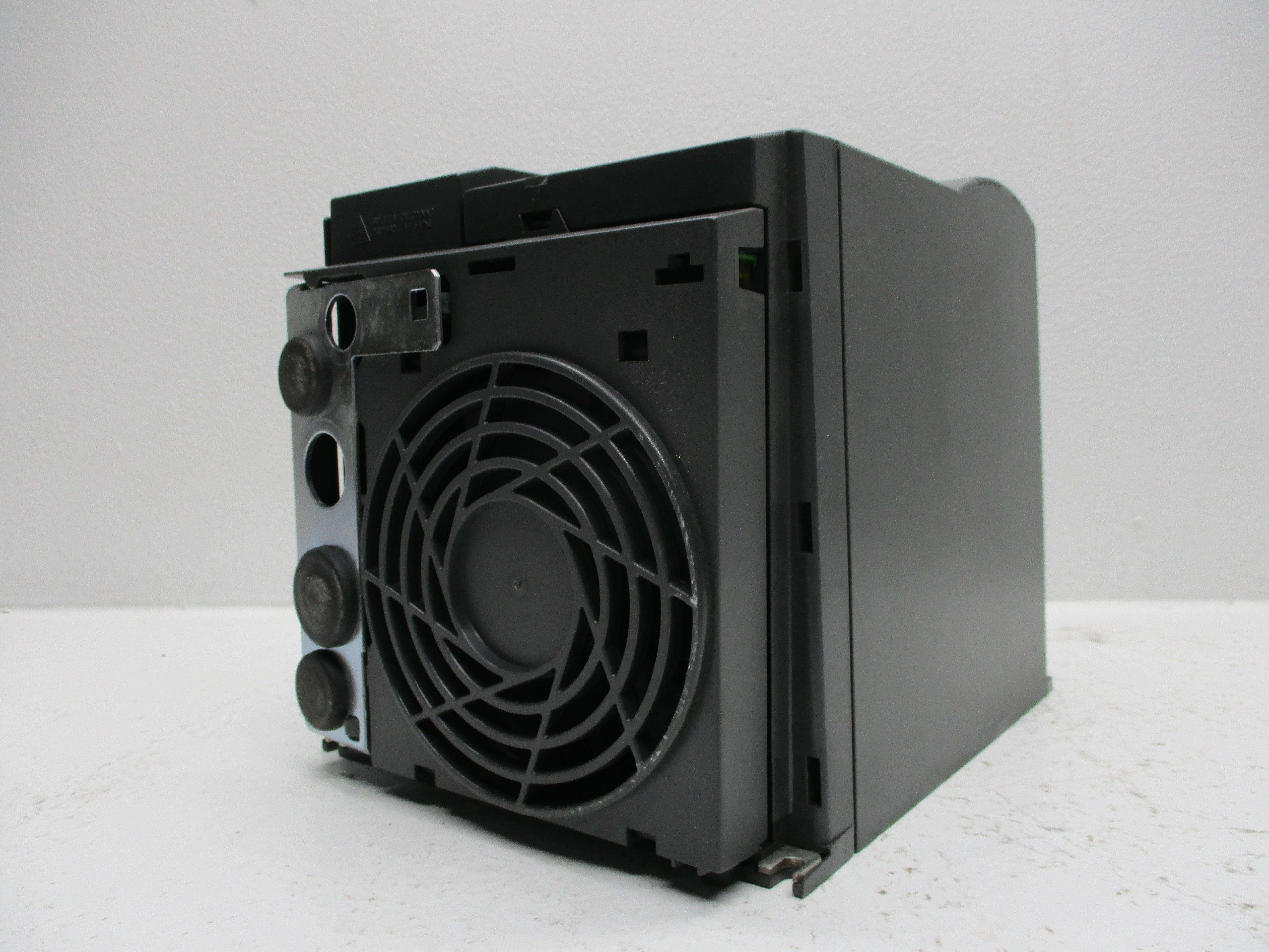 SIEMENS 6SE3221-5DC40 *USED*