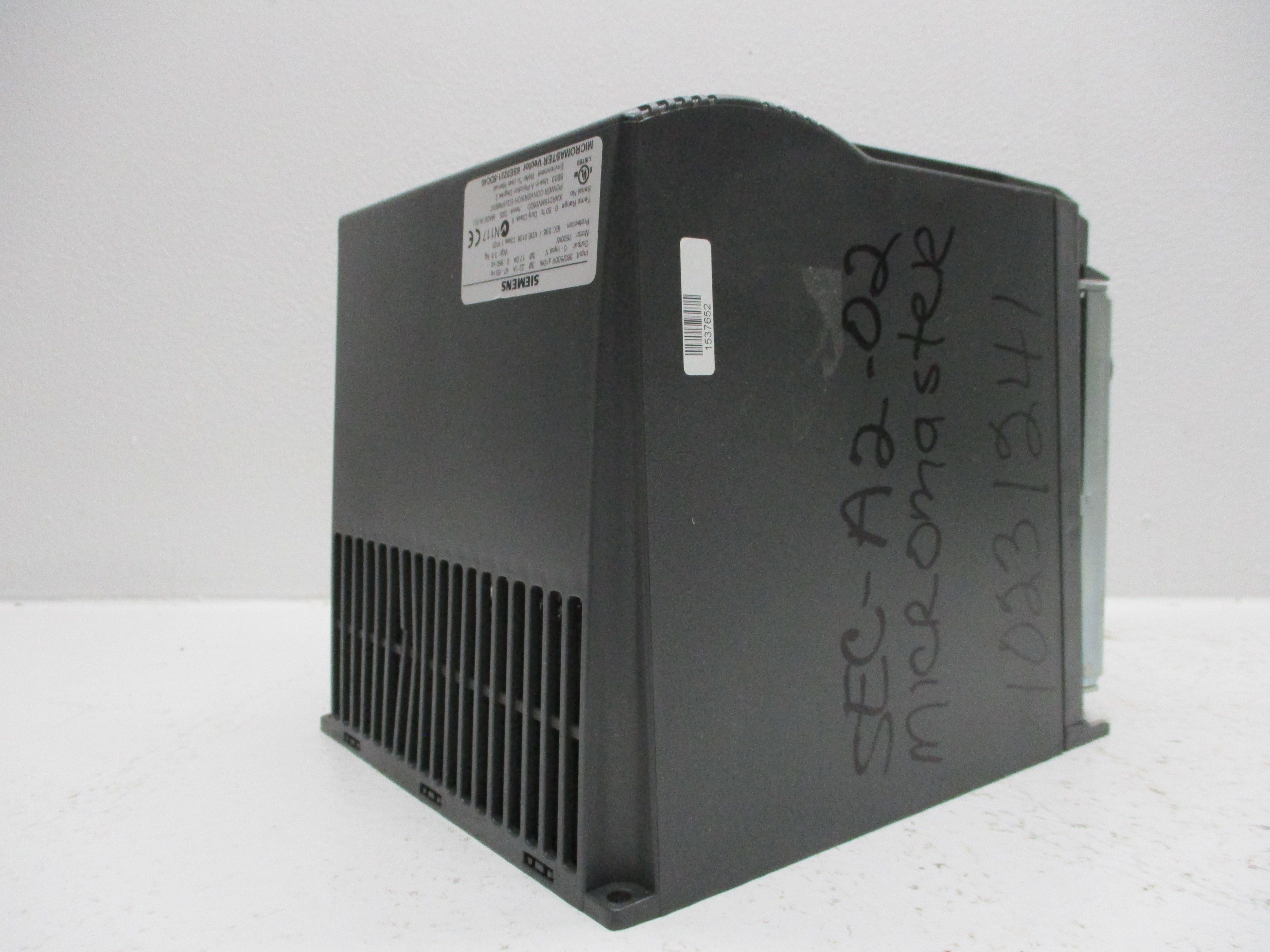 SIEMENS 6SE3221-5DC40 *USED*